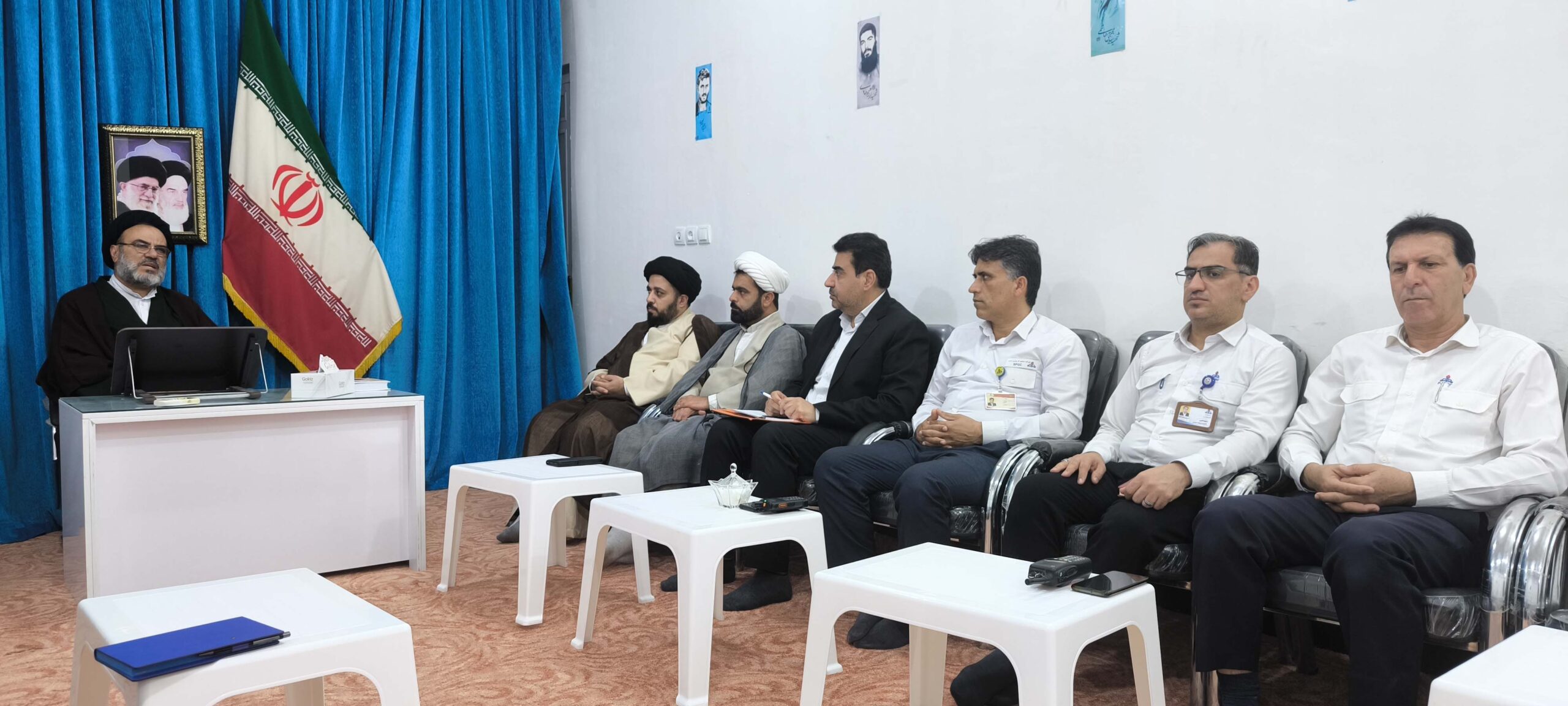 *تأکید امام جمعه شهرستان جم بر تعامل سازنده و بهره‌گیری از ظرفیت نیروهای توانمند در مجتمع مسکونی پارس جم*
